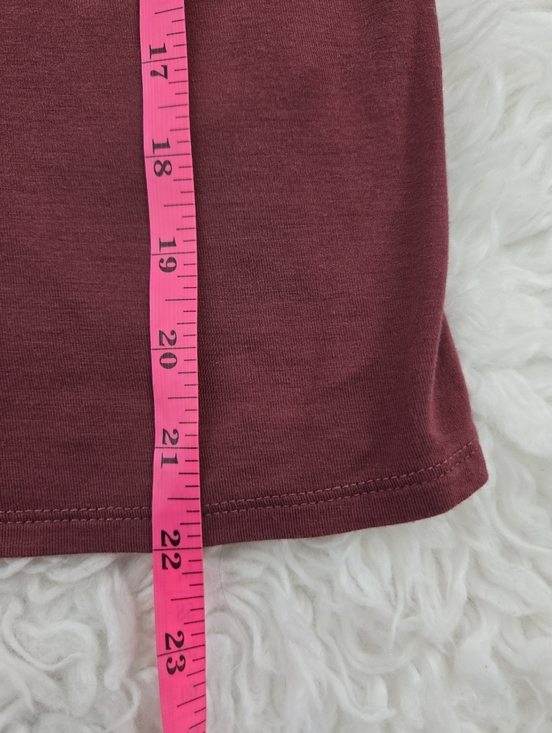 Rock & Roll Cowgirl Bohemian-Western Style Bell Sleeve Top in a deep berry or bu - Picture 6 of 8